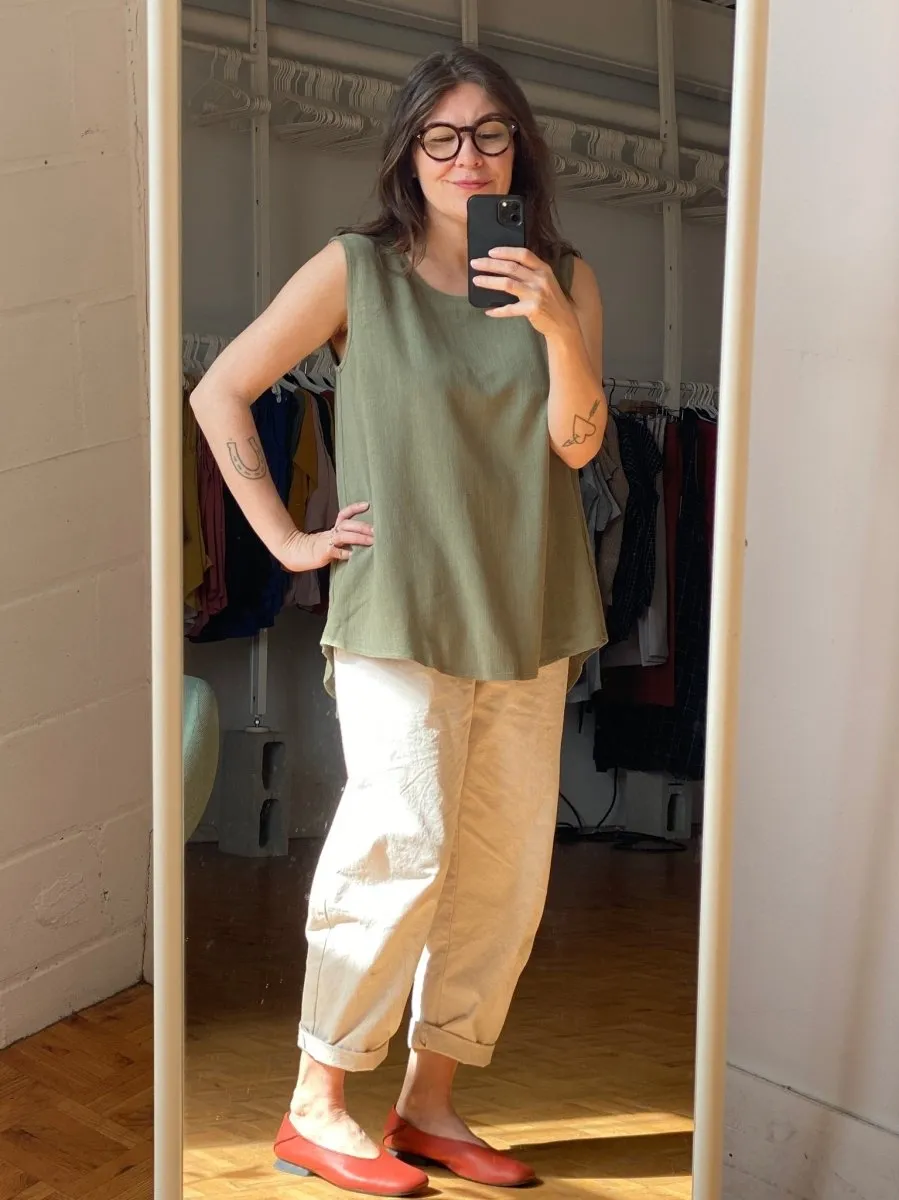 Amanda Moss Sleeveless Neala Top (Sage)