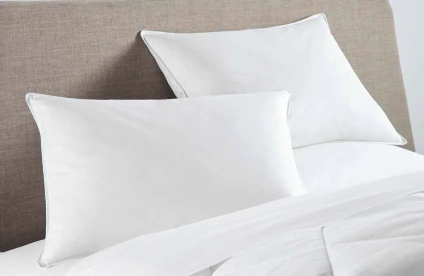 FEARRINGTON LIFESTYLE BEDDING COLLECTION - STANDARD FEATHER PILLOW