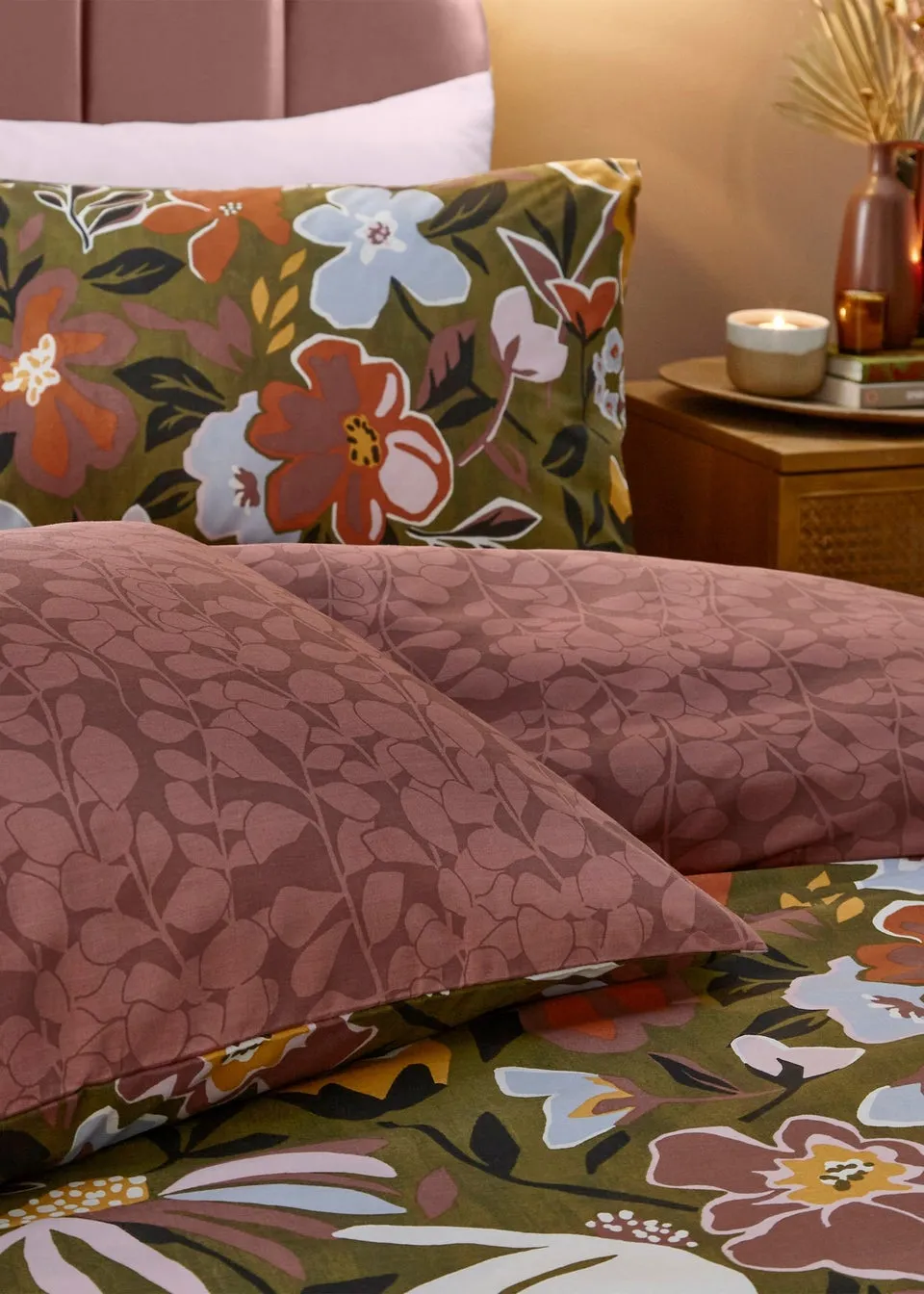 furn. Asterea Modern Floral Duvet Cover Set