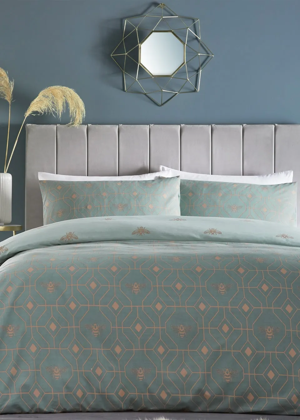 furn. Bee Deco Geometric Duvet Cover Set