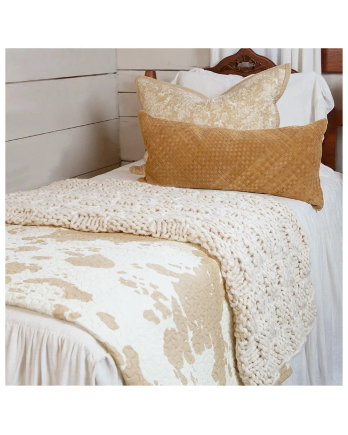 HiEnd Accents Elsa Light Tan Cowhide Reversible 3-Piece King Quilt Set