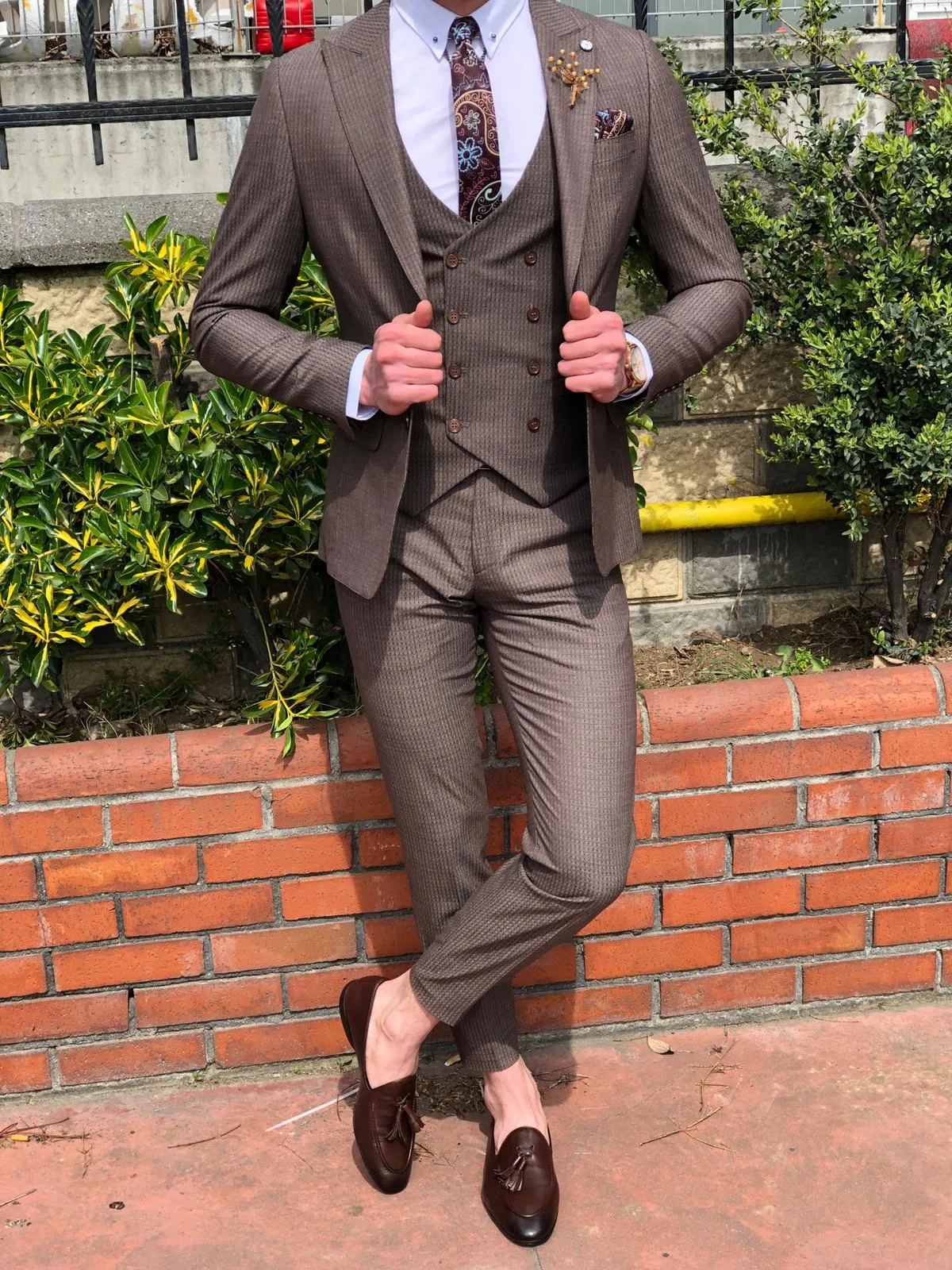 Mandos  Slim-Fit  Suit Vest Brown