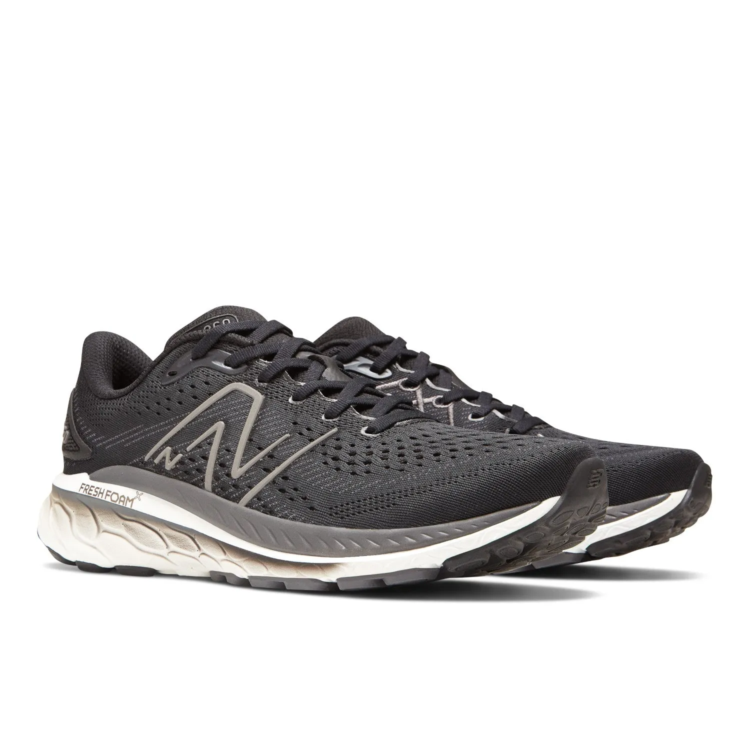 Men's New Balance Fresh Foam X 860v13 Color: Black with White and Magnet