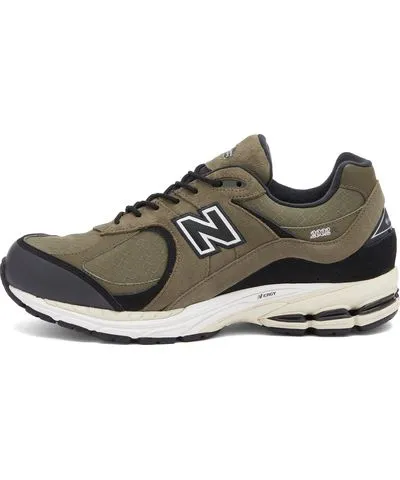 New Balance M2002RXU