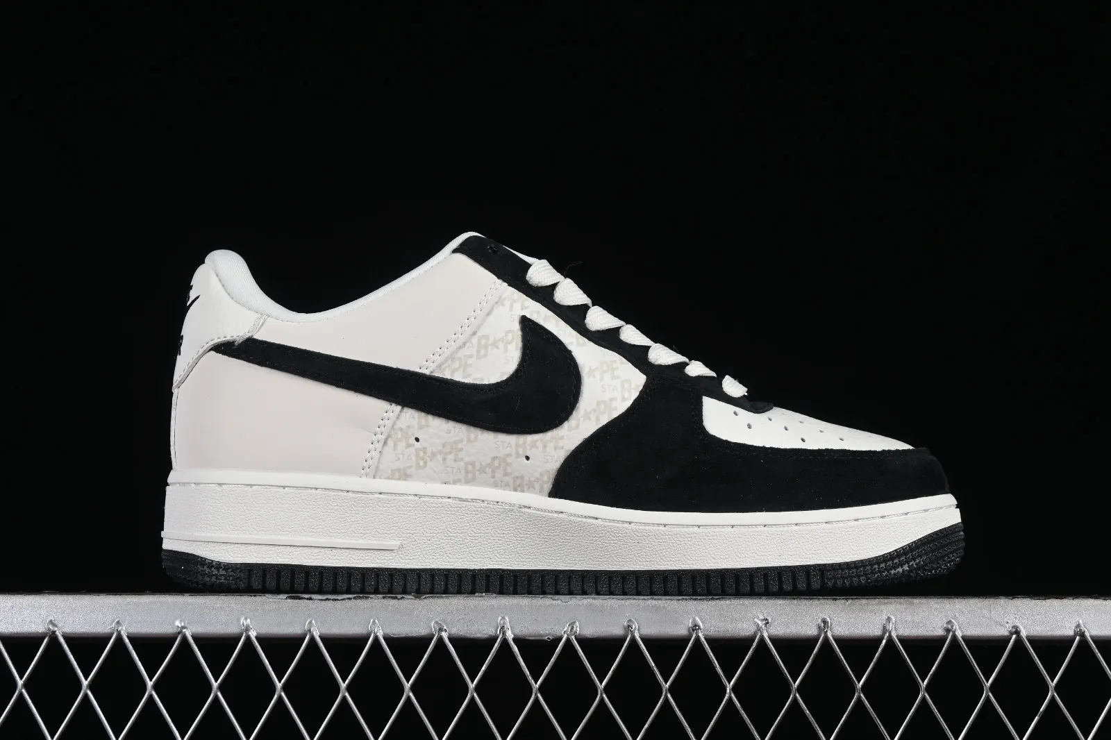 Nike Air Force 1 07 Low BAPE Off White Black BA8806-845