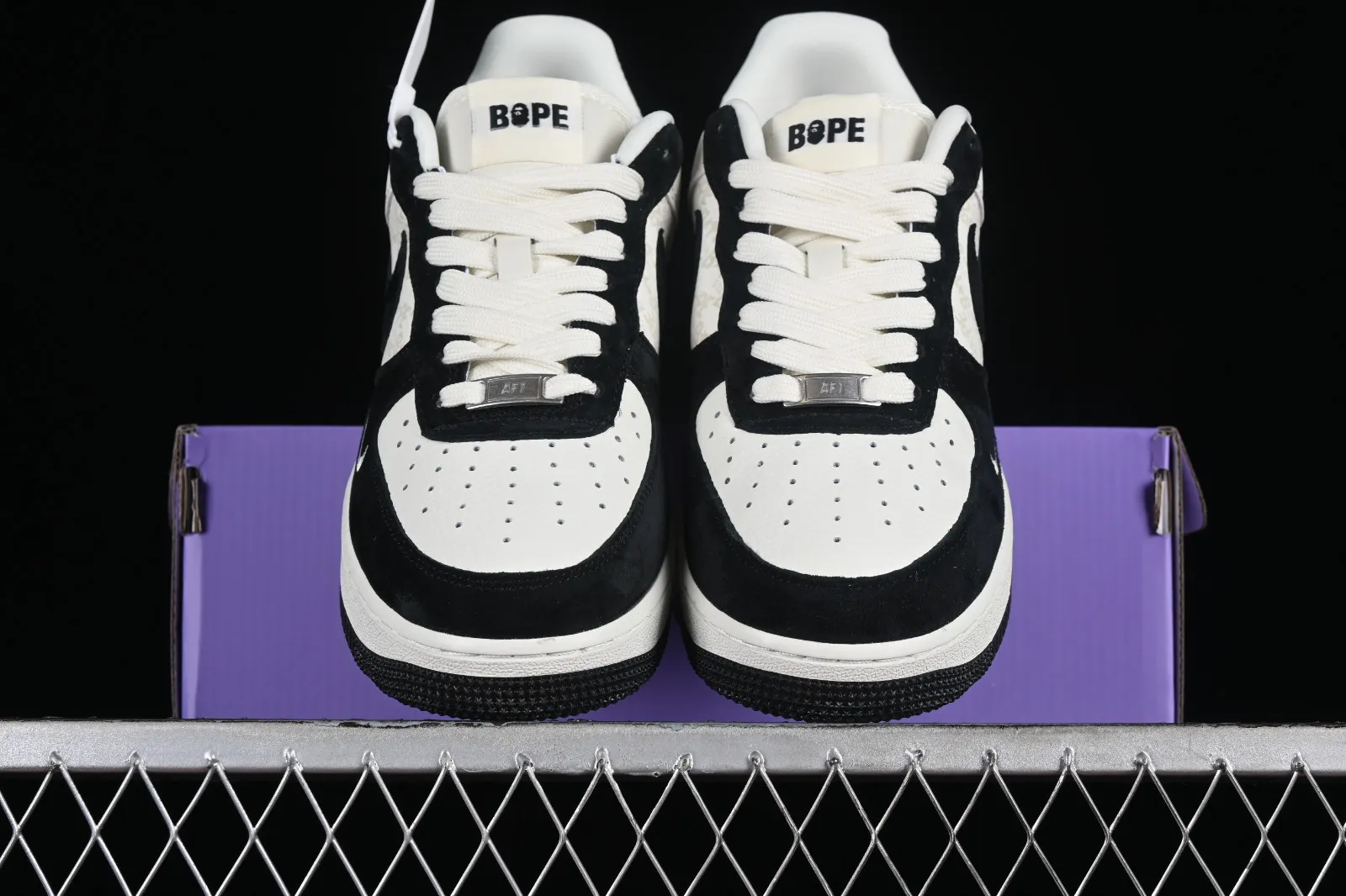 Nike Air Force 1 07 Low BAPE Off White Black BA8806-845