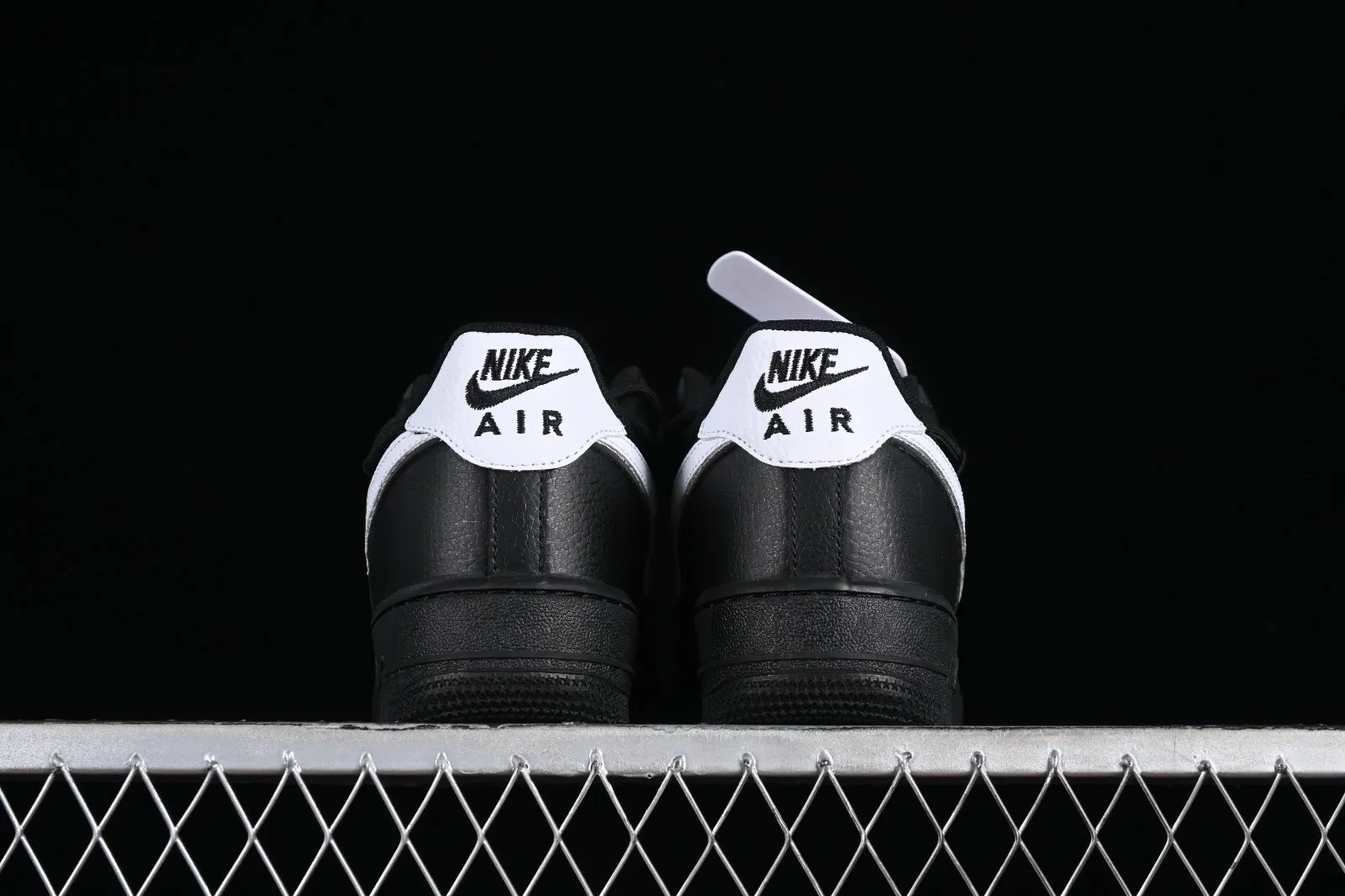 Nike Air Force 1 07 Low Black White ZH0316-018