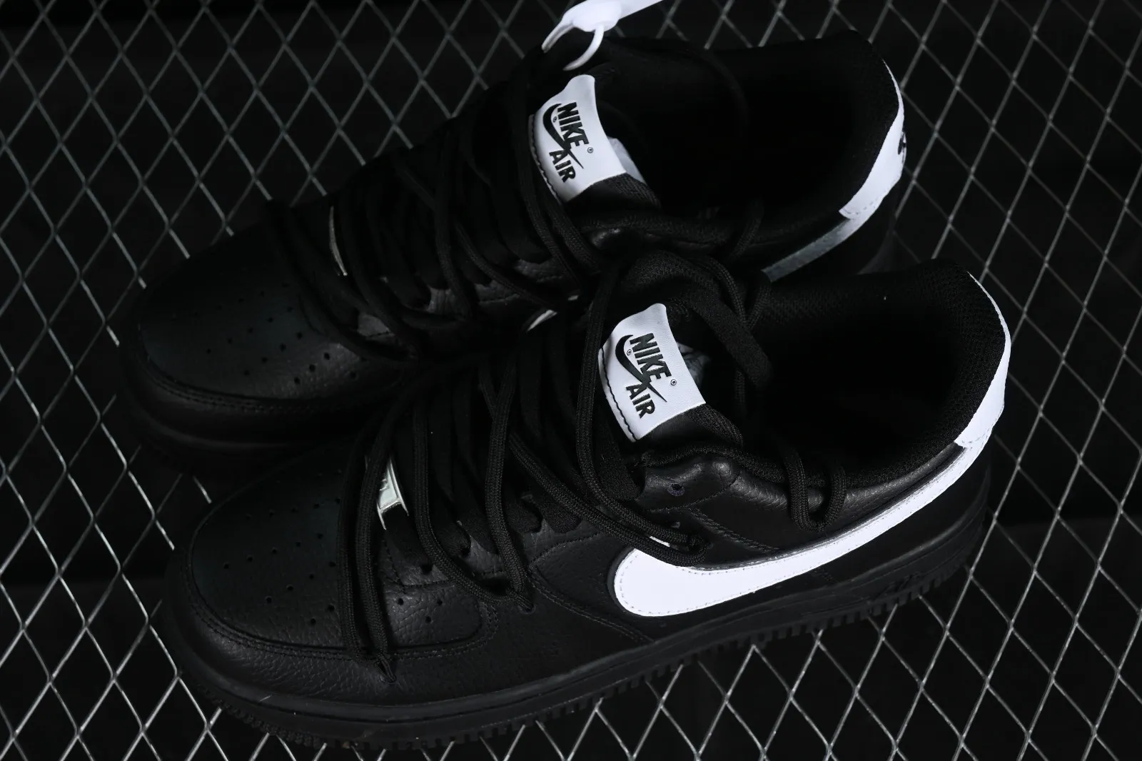 Nike Air Force 1 07 Low Black White ZH0316-018