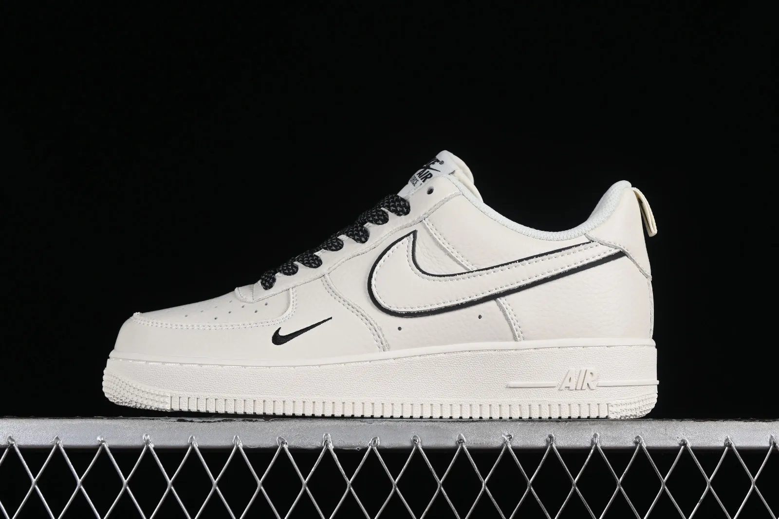 Nike Air Force 1 07 Low Off White Black MJ0319-021