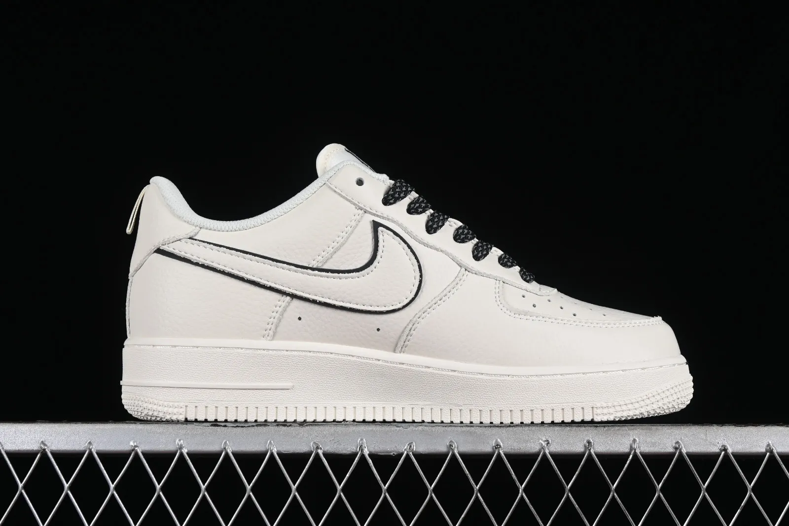 Nike Air Force 1 07 Low Off White Black MJ0319-021