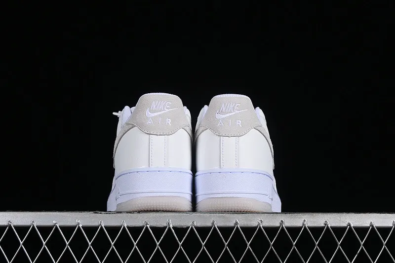 Nike Air Force 1 07 Low White Summit White Phantom FN5832-100