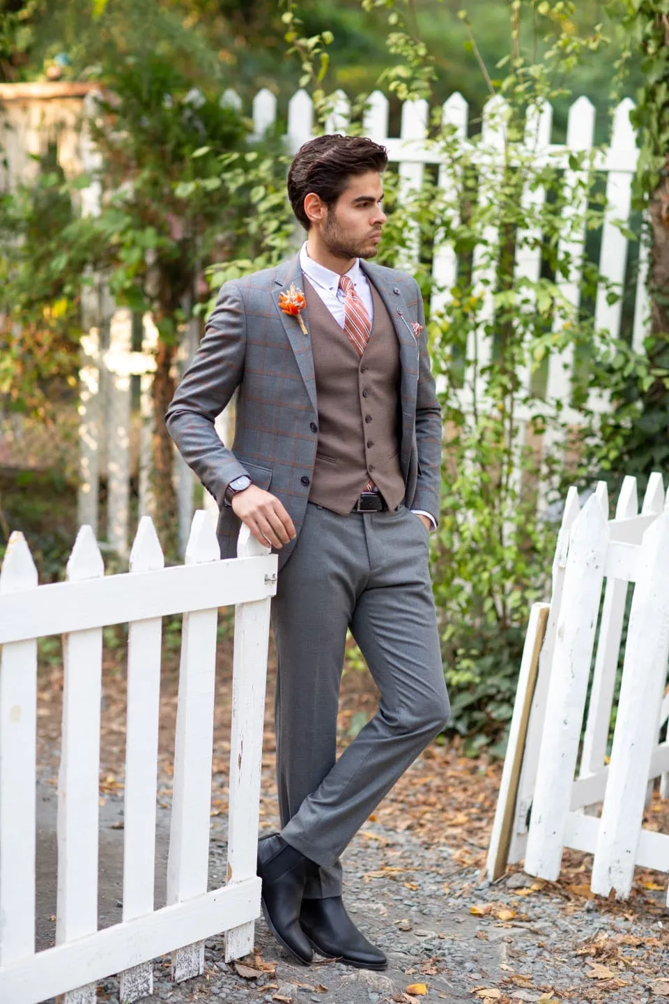 Sapon Slim-Fit Plaid Suit Vest Gray