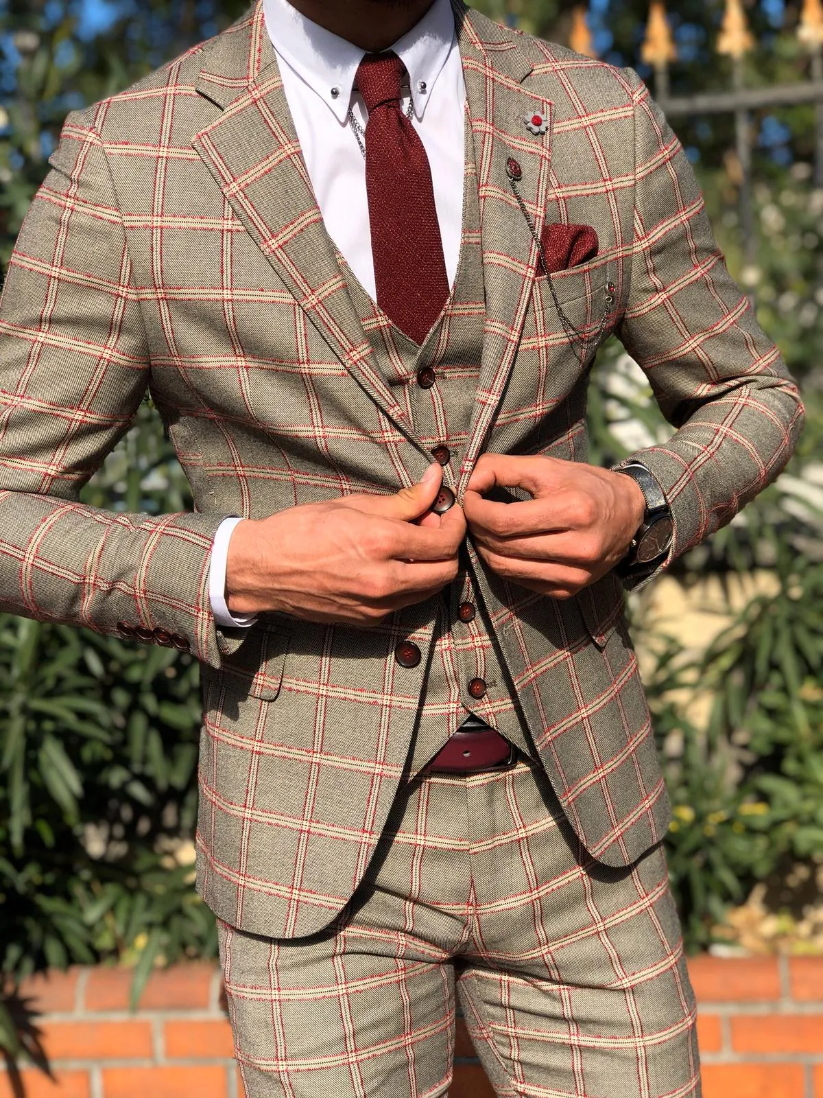 Toni Slim-Fit Plaid Suit Vest BURGUNDY