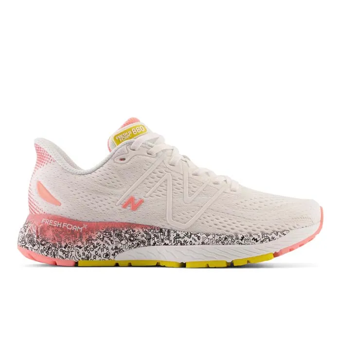 Womens New Balance Fresh Foam 880 V13 in White/Grapefruit