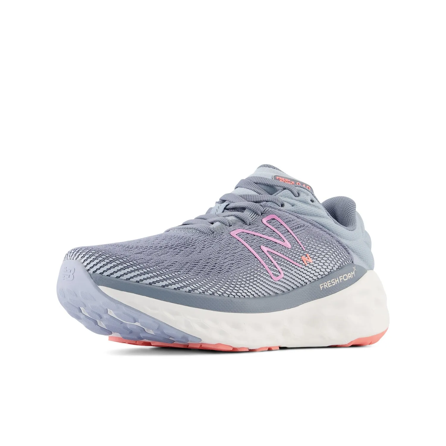 Women's New Balance Fresh Foam X 840v1 Color: Arctic Grey with Raspberry